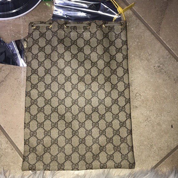AUTHENTIC VINTAGE COATED CANVAS GUCCI DRAWSTRING BAG - Picture 16 of 17